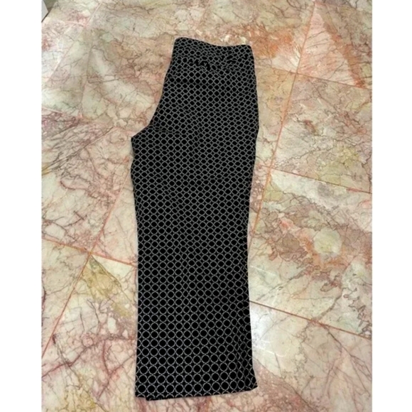 Hilary Radley Capris - Picture 3 of 6